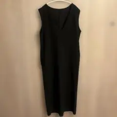 Vネックジャンパースカート