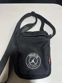 Item thumbnail for item 9720f317-36e7-43b7-9f46-b56168317b0f