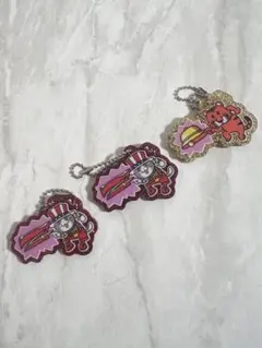 キャラクターアクリルキーホルダー3個セット