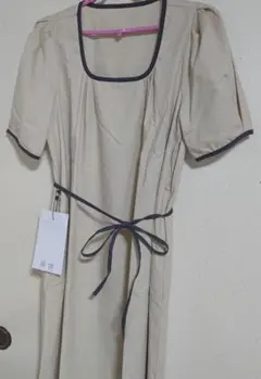 新品、未使用！短期感謝セール！アビトーキョー お腹周りゆったり上品モテワンピース