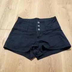 ブラック ハイウエストショートパンツ ウエスト61cm