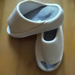 Item thumbnail for item 9b5f8b3f-ed99-48c2-bba8-9b2a191dd9cb