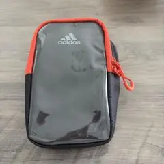 adidas ARM POACH ブラック/オレンジ　は美品