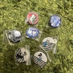 名探偵コナン　バッジ 8個セット