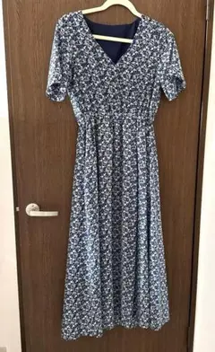 花柄　半袖ロングワンピース