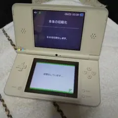 NINTENDO DSiLL 初期化済 任天堂