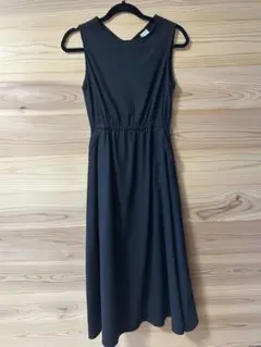 AUNT MARIE'S ブラックノースリーブワンピース