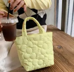 シンプル な 花柄 キルティング 加工 ミニ トートバッグ ♪