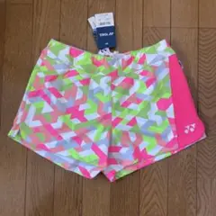 未使用YONEX ネオンピンク ハーフパンツ L