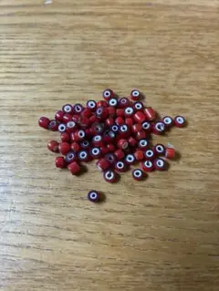 アンティークホワイト　91粒　血赤濃赤金赤
