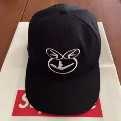 Supreme 顔ロゴ キャップ 黒