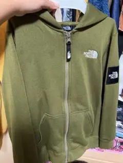 THE NORTH FACE パーカー 130cm