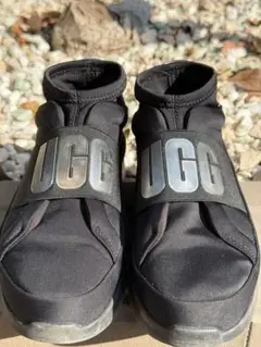 初夏のタイムセール＊ハワイで購入＊《UGG》軽くて歩きやすいスニーカー