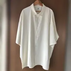 【美品】LOOSE クリーム色オーバーサイズ半袖シャツ