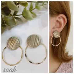 Item thumbnail for item bcf9a77e-547a-47b8-843a-907c2c8f1bbc
