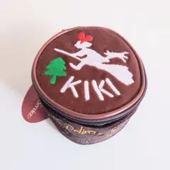 ジブリパーク 魔女の宅急便 キキへのチョコレートケーキ ポーチ