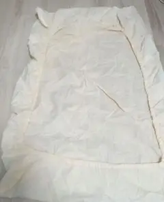 フィットシーツ　敷き布団用カバー 　クリーム色　70×120用