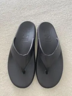 ISLAND SLIPPER