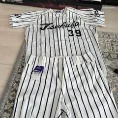 Item thumbnail for item 1dbcc0a5-03b9-4dda-aa4e-f710d0991f94