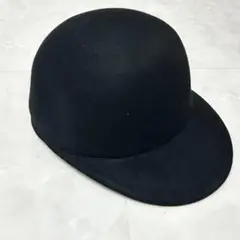AZUL ブラックフェルト地キャップ