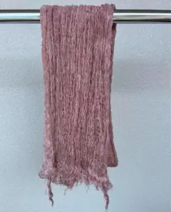 ピンクのしわ加工ストール おくるみ