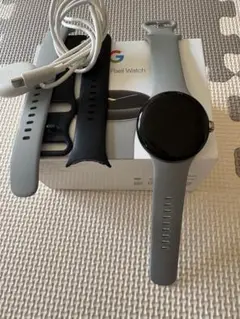 Google Pixel Watch 本体 + 充電ケーブル