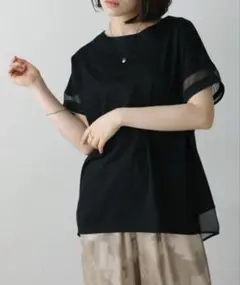 未使用 BouJeloud 袖口ラインシアープルオーバー ブラックペンダント付き