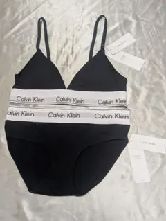 Item thumbnail for item 9fbb6068-4ce5-4477-92aa-3e63ea0c80f9