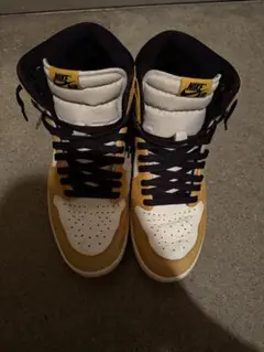 Nike Air Jordan 1 イエローオークル