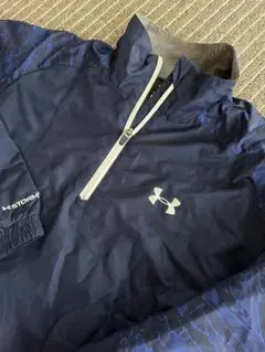 Under Armour ネイビー ウィンドブレーカー M