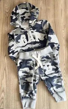 Item thumbnail for item b757779c-9703-4d97-b2c3-90881cf30c5b