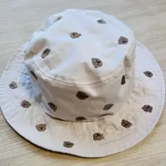 ベビー用　クマ刺繍の帽子 （首の日よけ付き）