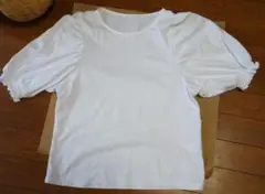 【美品】GU半袖（S）綿100％バルーン袖　ブラウス　カットソー　トップス　白