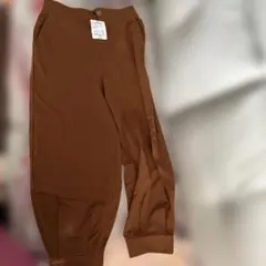 エニワイズ　ブラウン サルエルパンツ Lタグ付き