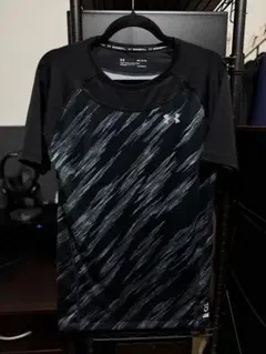 ⭐️美品 アンダーアーマー Tシャツ 半袖 ブラック×グレー Mサイズ