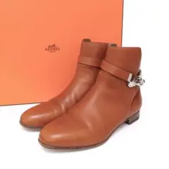 Item thumbnail for item 9ce3891f-eb67-4ffb-a76c-89049ac8c3e9