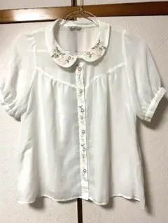 日曜日迄！最安⭐︎Birdie Cat 刺繍付き半袖ブラウス シースルー