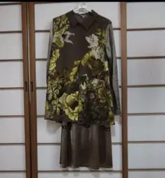 トクコ ブラウススーツ
