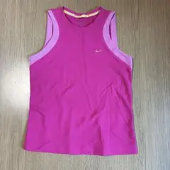 Nikeノースリーブ Mサイズ ピンク