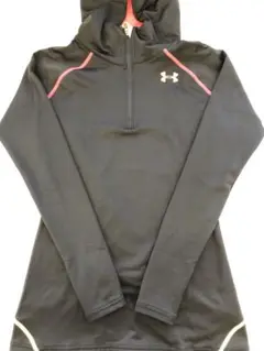 美品　UNDER ARMOUR FITTED cold gearフード付き　SM