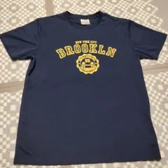 Tシャツ　サラサラ　速乾　Mサイズ　スポーツ　カレッジプリント
