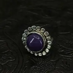 Item thumbnail for item 4e663a6e-8a30-43e2-affc-8be0886f9b16