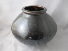 島根県　出西窯　【SHUSSAI】黒釉　柚子肌　壺 花瓶　未使用 2025年最新】出西窯花瓶の人気アイテム - メルカリ