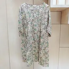 arti 花柄ワンピース