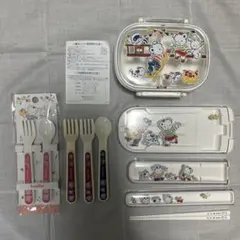 【完売品】familiar★ファミリア★ランチボックス★ホワイト♡ピンク 完売品】familiar☆ファミリア☆ランチボックス☆ホワイト♡ピンク