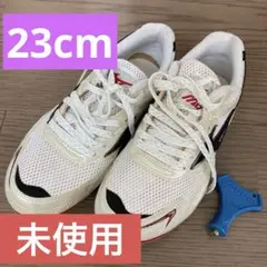 Item thumbnail for item 0406305e-9be5-4f3f-bd64-bcd6422cfe71