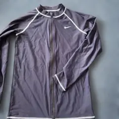 Nike ラッシュガード Lサイズ ネイビー　160