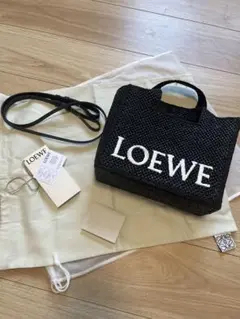 LOEWE フォントトート スモール ブラック