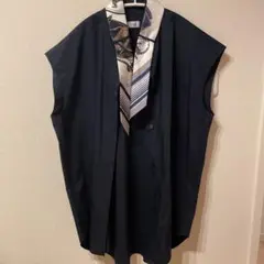 美品 cccmalie ブラウス 紺