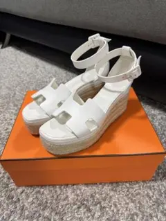 Item thumbnail for item 1c70ae81-be1b-44d7-b37c-36d135bd677c